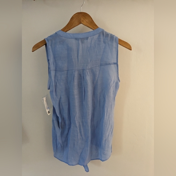 NWT tie front tank - Picture 5 of 5